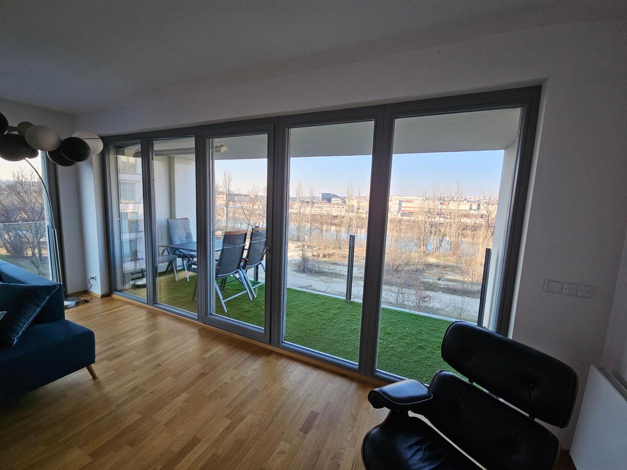 Vltava River Apartament *